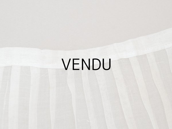 画像3: 1900年頃 アンティーク 幅広 ドレスの裾  レース付き プリーツ 3m 幅19.5cm コットンオーガンジー ドレスパーツ (3)