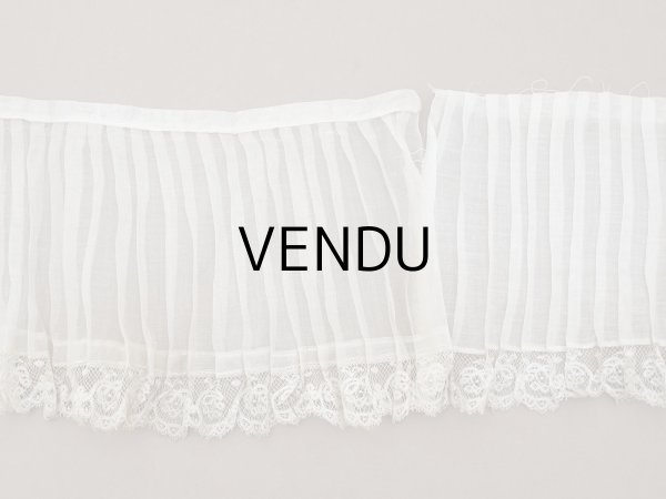 画像14: 1900年頃 アンティーク 幅広 ドレスの裾  レース付き プリーツ 3m 幅19.5cm コットンオーガンジー ドレスパーツ (14)