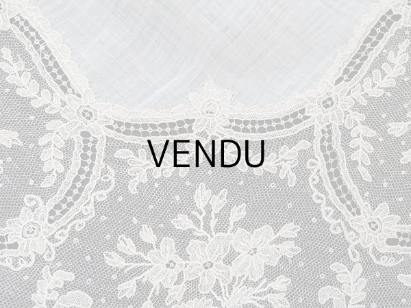 画像8: 【セール対象外】【クーポン対象外】アンティーク アランソンレース 結婚式のハンカチ【ポワン・ダランソン】 (8)