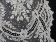 画像19: 【セール対象外】【クーポン対象外】アンティーク アランソンレース 結婚式のハンカチ【ポワン・ダランソン】 (19)