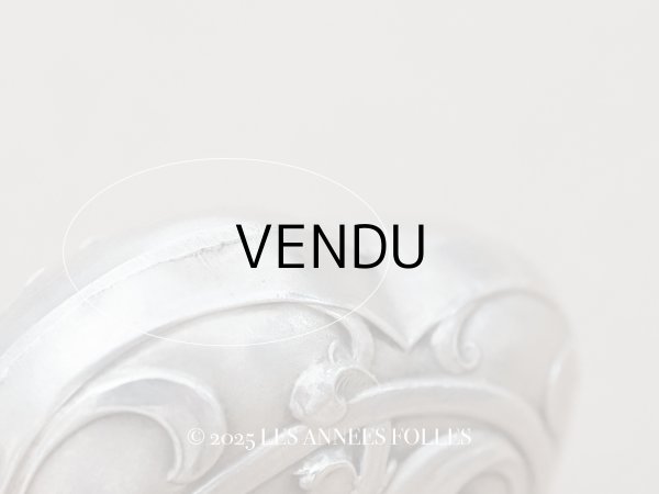 画像10: アンティーク シルバー製 ヤドリギのパウダーケース  (10)