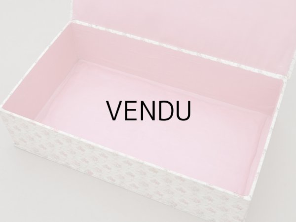 画像12: アンティーク ピンクの薔薇模様 大きなカルトナージュボックス  54.3×31.3×13.6cm (12)