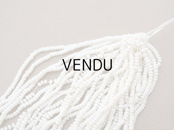 画像2: アンティーク シードビーズ エクリュ 生成り 1cm=10粒 85〜88g キャビアビーズ マイクロビーズ (2)