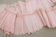 画像4: 19世紀末 アンティーク  ベビーピンク シルク製プリーツ ドレスの裾  2m 幅14cm (4)