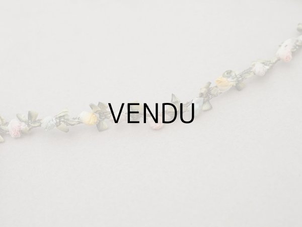 画像2: 【セール対象外】【クーポン対象外】アンティーク シルク製 とても小さな薔薇 ロココトリム 4色 パステルカラー ロココリボン 30cm (2)