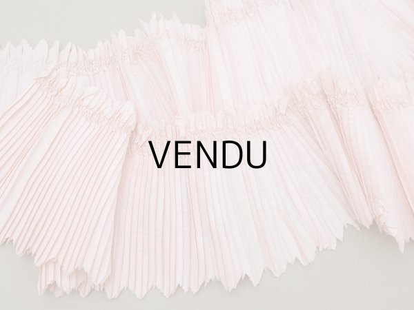 画像5: 19世紀末 アンティーク  ベビーピンク シルク製プリーツ ドレスの裾  2m 幅14cm (5)