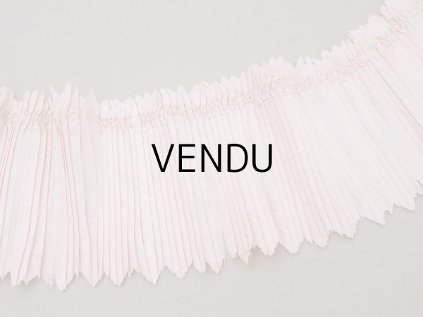 画像6: 19世紀末 アンティーク  ベビーピンク シルク製プリーツ ドレスの裾  2m 幅14cm (6)
