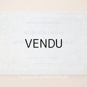 画像: アンティーク DMC 刺繍図案帳 MONOGRAMMES ET ALPHABETS COMBINABLES - BIBLIOTHEQUE D.M.C -