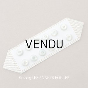 画像: アンティーク マザーオブパール製 極小 ボタン 6mm 12ピース シェルボタン パウダーグリーン