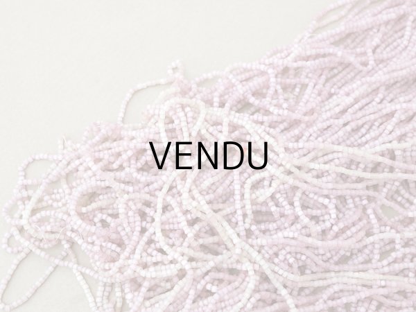 画像3: アンティーク ガラス製 サティネビーズ 薄紫 1cm=6.5粒 147g (3)