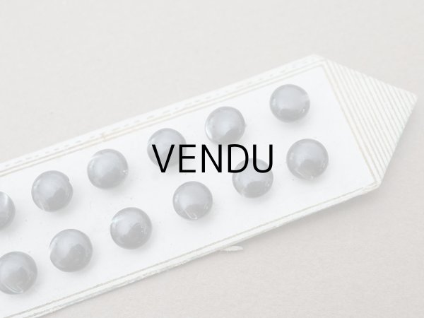 画像2: アンティーク マザーオブパール製 極小 ボタン 6mm 12ピース シェルボタン チャコールグレー (2)