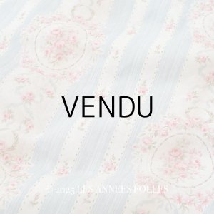 画像: アンティーク 薔薇のメダイヨン ファブリック 120×295cm
