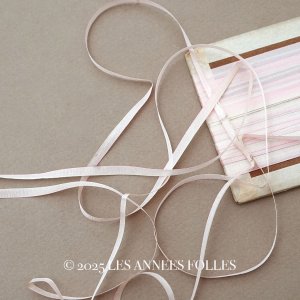 画像: アンティーク  リボン刺繍 & ロココトリム用 シルク製 リボン パウダーピンクのグラデーション 3mm幅 
