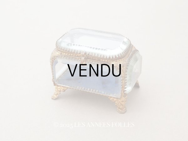 画像1: アンティーク ジュエリーボックス スモーキーブルーのシルククッション  (1)