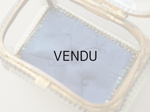 画像9: アンティーク ジュエリーボックス スモーキーブルーのシルククッション  (9)