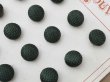 画像3: アンティーク シルク製 くるみボタン 11mm 24ピース 深緑 (3)