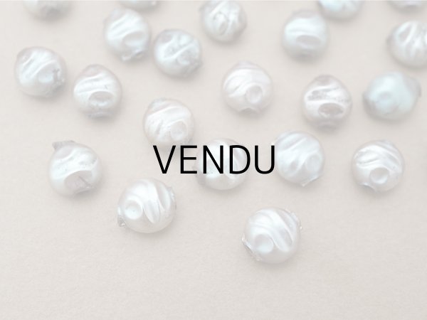 画像2: アンティーク サフィレット色 スフレビーズ 9mm 約30ピースのセット 吹きガラス製ビーズ  (2)