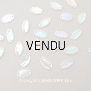 画像: アンティーク ゼラチン製 スパンコール オーロラカラー 10〜11×5〜7mm  約24ピースのセット