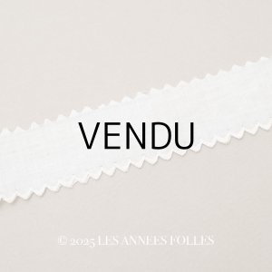 画像: アンティーク スカラップレース 刺繍入り 3cm幅 コットンオーガンジー