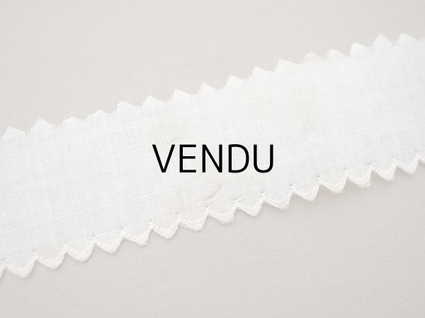 画像4: アンティーク スカラップレース 刺繍入り 3cm幅 コットンオーガンジー (4)