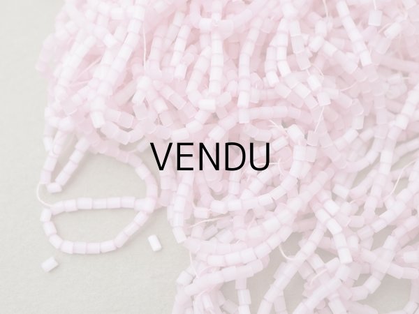 画像4: アンティーク ガラス製 サティネビーズ ベビーピンク 78g 1cm=4.5粒 (4)