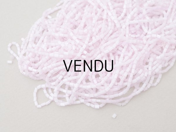 画像4: アンティーク ガラス製 サティネビーズ ライラックピンク 41g 1cm=4粒 (4)