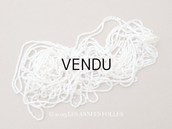 画像1: アンティーク ガラス製 サティネビーズ オフホワイト 18g 1cm=8.5粒 (1)