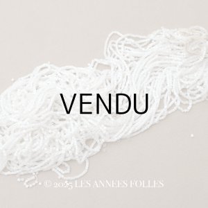 画像: アンティーク ガラス製 サティネビーズ オフホワイト 42g 1cm=7粒