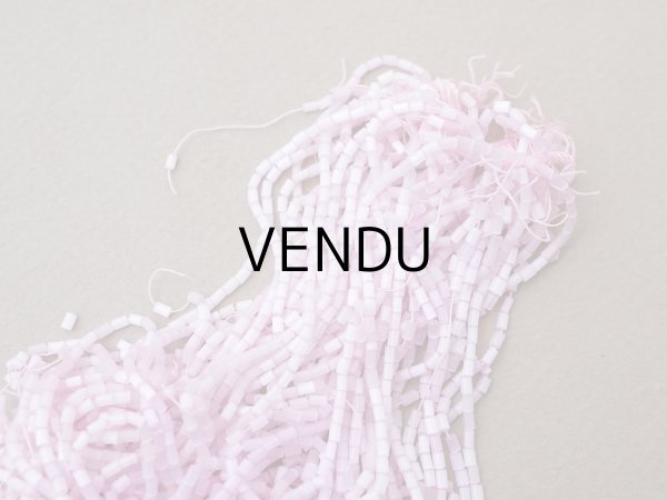 画像3: アンティーク ガラス製 サティネビーズ ライラックピンク 41g 1cm=4粒 (3)