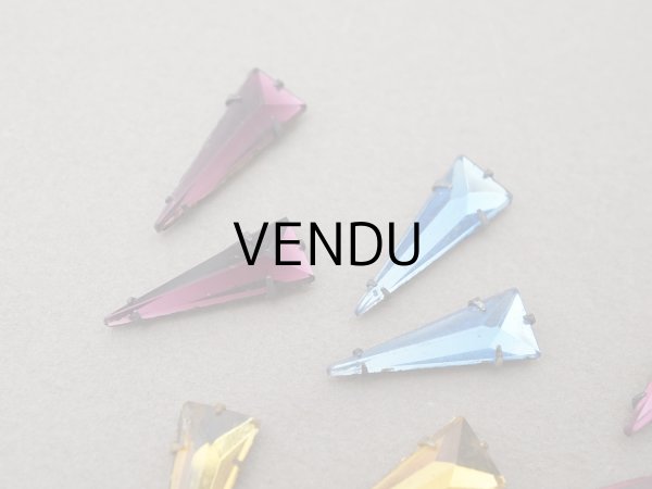 画像2: 19世紀末 アンティーク グラスストーン 8ピースのセット ラインストーン (2)