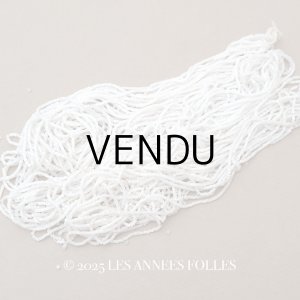 画像: アンティーク ガラス製 サティネビーズ オフホワイト 62g 1cm=8粒