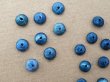画像2: アンティーク シルク製 くるみボタン 極小 約5mm ブルー 19ピースのセット ジュエリーボックス用 ドール用  (2)