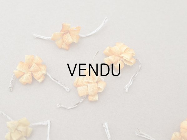 画像4: *蚤の市*アンティーク シルク製 ロココモチーフ ワイヤー付 22点セット  (4)