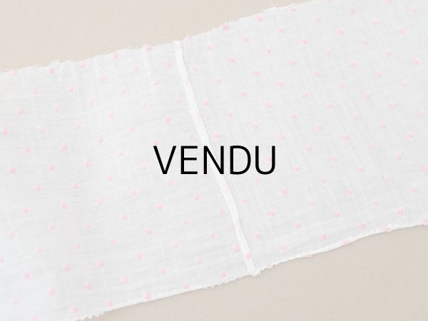 画像6: アンティーク ピンクの小さなドット刺繍入り コットンオーガンジー 6.57m ファブリック 生地 (6)