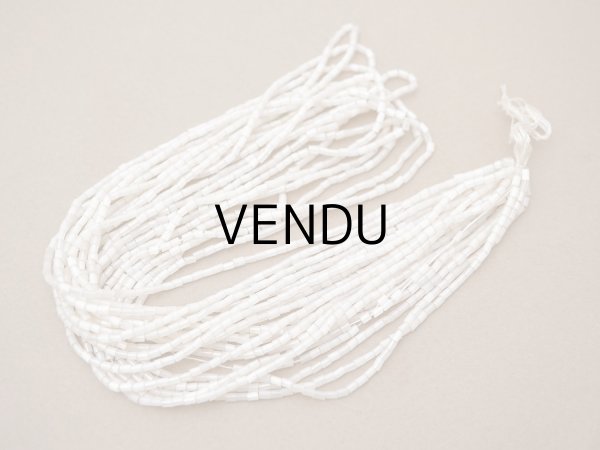 画像2: アンティーク ガラス製 オーロラ加工 サティネビーズ ホワイト オーロラ色 1cm=4粒  (2)