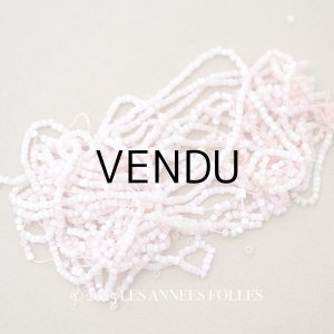 画像: アンティーク ガラス製 サティネビーズ パウダーピンク 15g 1cm=4.25粒