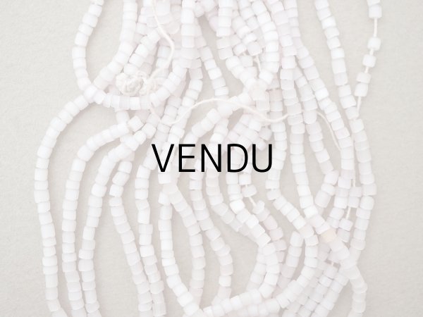 画像4: アンティーク ガラス製 サティネビーズ パウダーピンク 23g 1cm=6粒 (4)