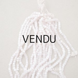 画像: アンティーク ガラス製 サティネビーズ パウダーピンク 23g 1cm=6粒