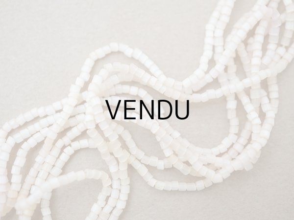 画像5: アンティーク ガラス製 サティネビーズ ホワイトピンク 9g 1cm=6.5粒 (5)