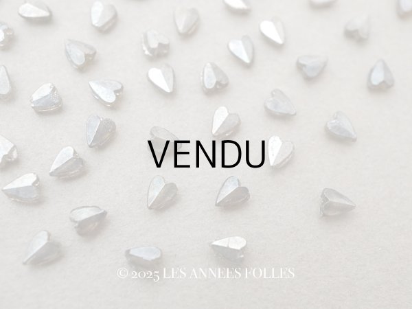 画像1: アンティーク 極小 ハート型 ガラスビーズ シルバー色 4.5×3.75mm 123ピース (1)