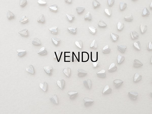 画像4: アンティーク 極小 ハート型 ガラスビーズ シルバー色 4.5×3.75mm 123ピース (4)