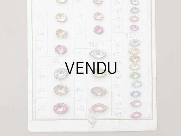 画像3: 19世紀末 アンティーク  サンプラー 大きなラインストーン パステルカラー グラスストーン - A.S.F - (3)