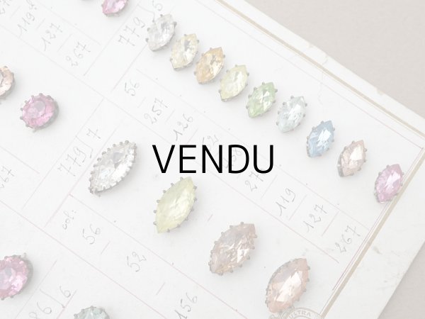 画像7: 19世紀末 アンティーク  サンプラー 大きなラインストーン パステルカラー グラスストーン - A.S.F - (7)