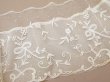 画像8: 19世紀末 アンティーク ドレスパーツ リボンのモチーフ アプリカシオン・アングルテール  4.2m 幅広22.5cmオフホワイト ボビンレース (8)