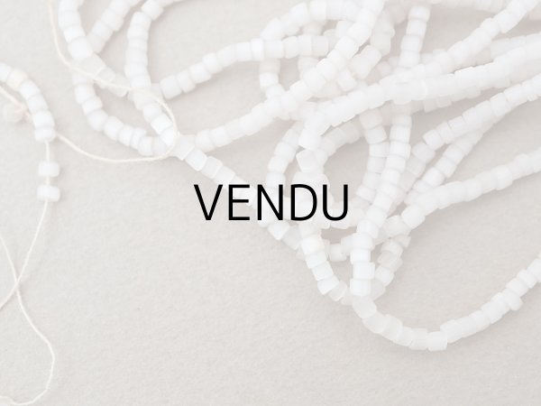 画像7: アンティーク ガラス製 サティネビーズ カット入り オフホワイト 2種セット 24g (7)