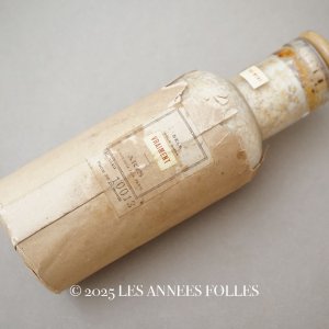 画像: アンティーク バスソルトのガラスボトル - ARYS -