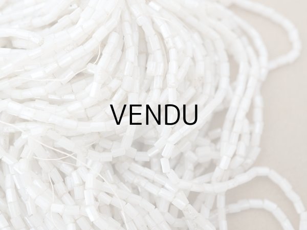 画像6: アンティーク カット入り ミルクガラス ガラスビーズ  シードビーズ 110g (6)