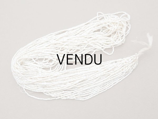 画像2: アンティーク シードビーズ 生成り エクリュ 1cm=4粒 27g (2)