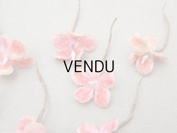 画像4: 【クリスマスセール2025対象外】アンティーク ベルベットの布花 9ピースのセット ピンク (4)