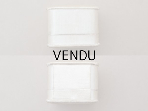 画像5: アンティーク シルクサテンのジュエリーボックス  オフホワイト (5)